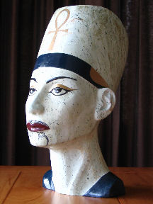 Nefertiti ta ngutu